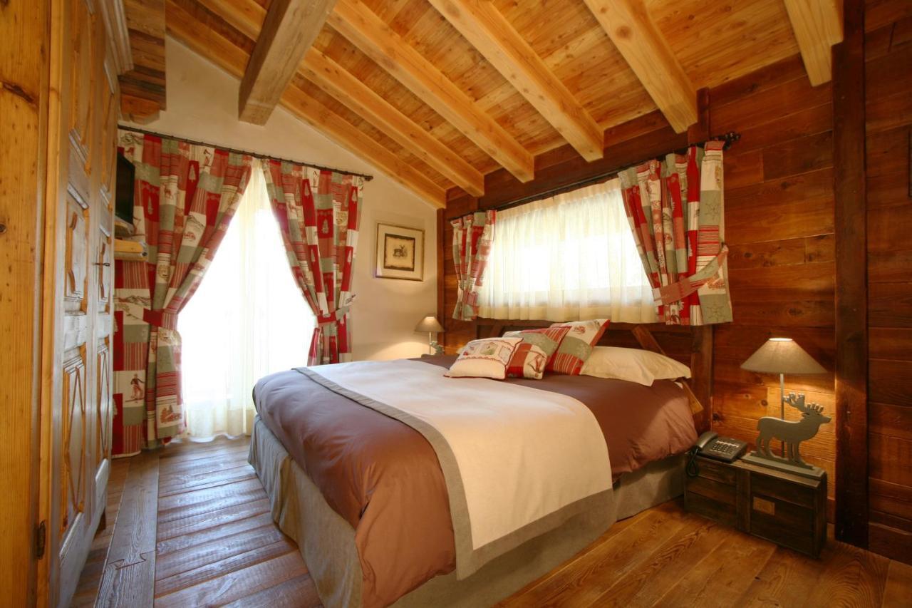 Hotel Letterario Locanda Collomb La Thuile Room photo